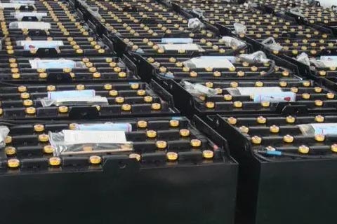 卢龙石门废铅酸电池回收,电瓶回收电瓶|高价报废电池回收